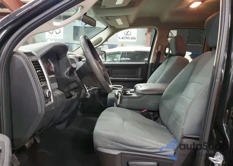 2017 Ram 1500 St z USA, uszkodzony, nr VIN 1C6RR7FGXHS734002